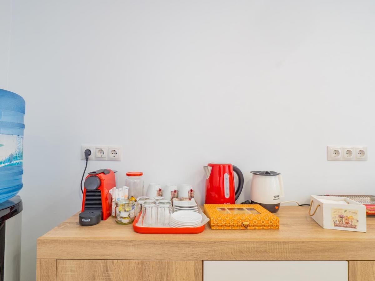 Cubo'S Hostal William'S Sunny 5 With Breakfast Торре-де-Бенаґальбон Екстер'єр фото