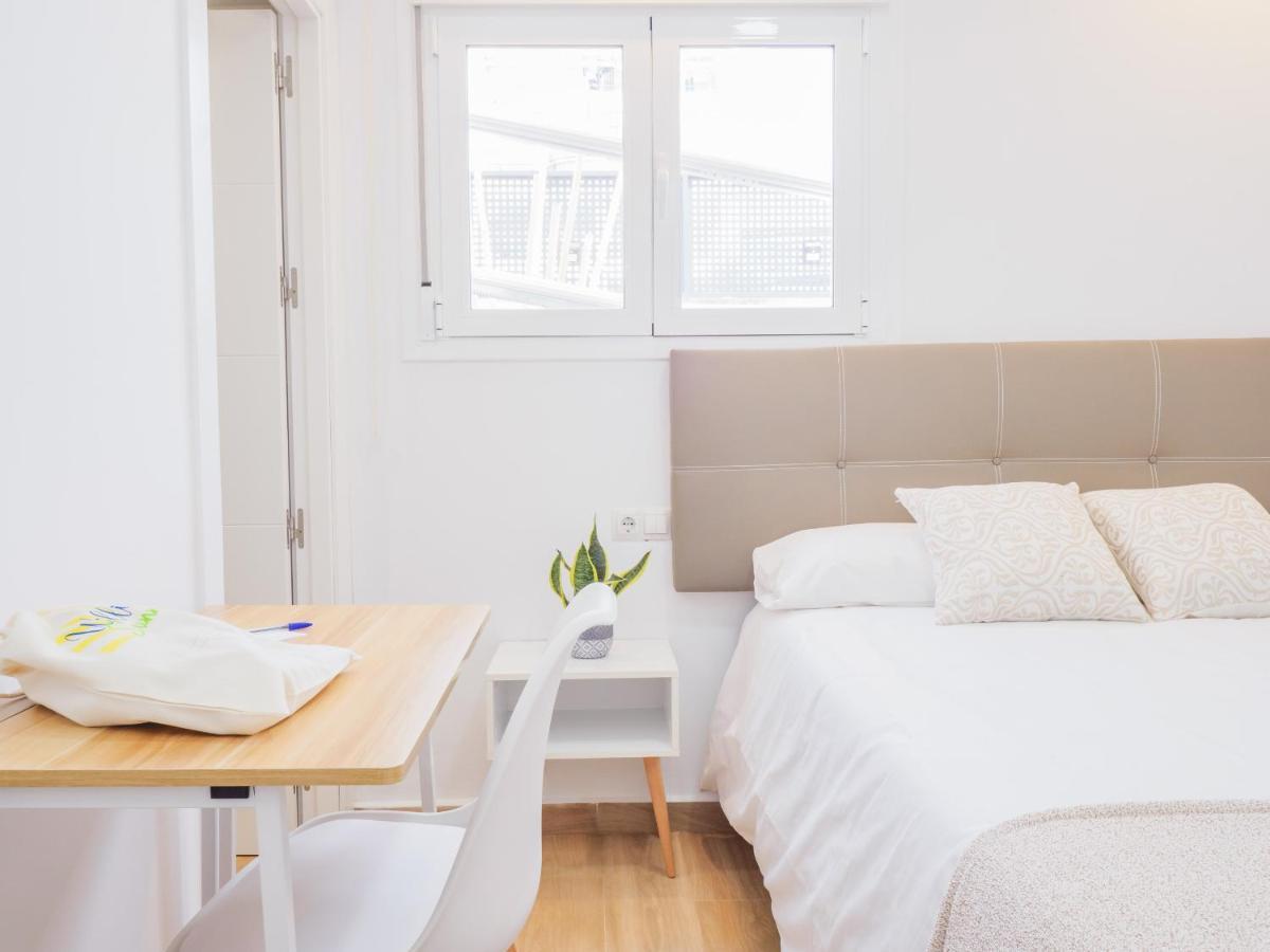 Cubo'S Hostal William'S Sunny 5 With Breakfast Торре-де-Бенаґальбон Екстер'єр фото