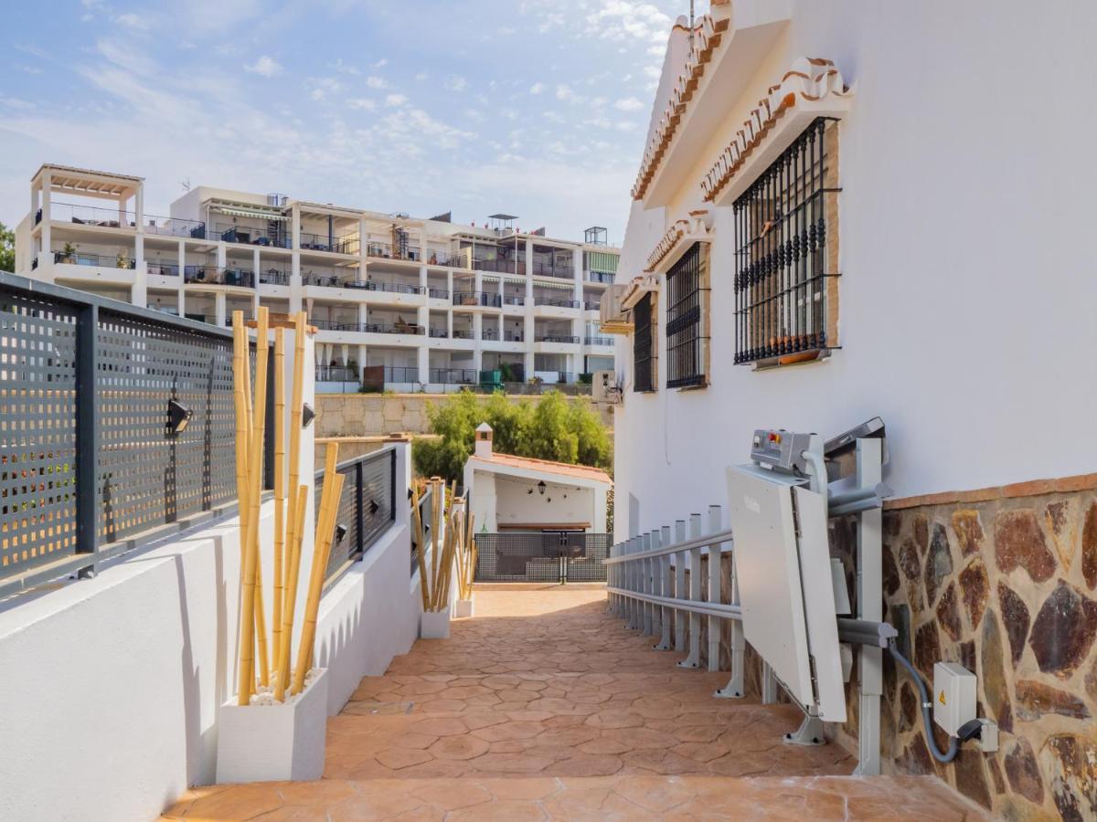 Cubo'S Hostal William'S Sunny 5 With Breakfast Торре-де-Бенаґальбон Екстер'єр фото